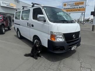 2010 Nissan Urvan - Thumbnail