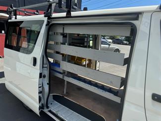 2014 Toyota Hiace - Thumbnail