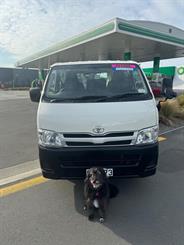 2012 Toyota Hiace - Thumbnail